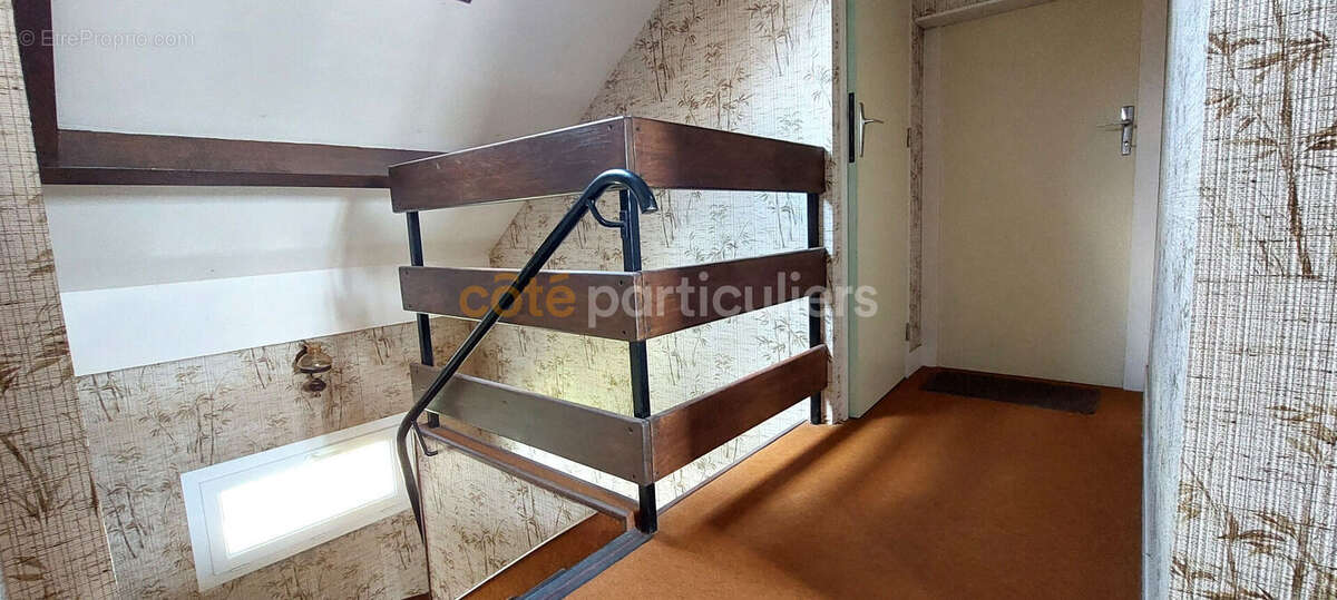 Maison à PONTS