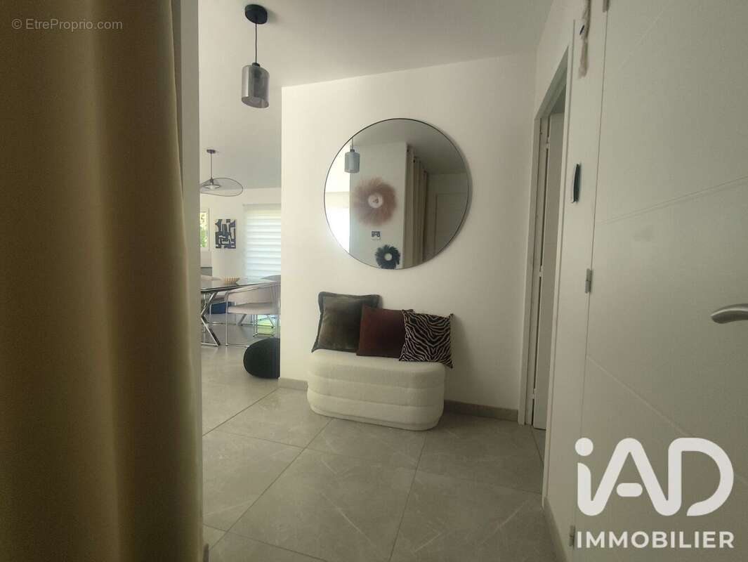Maison 117 m² à Sainte-Marie  - photo 7