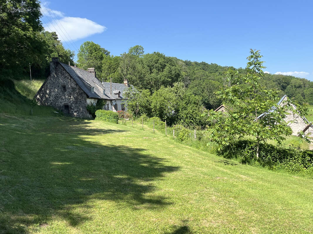 Maison à ALLY