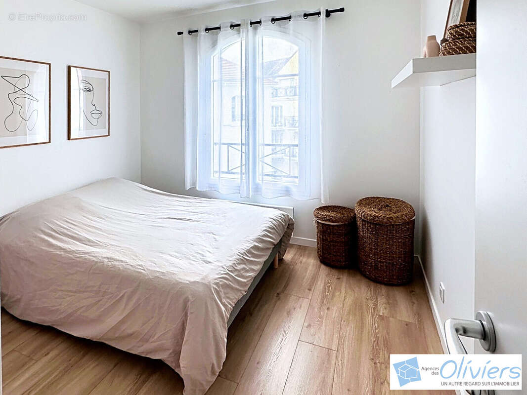 Appartement à VOISINS-LE-BRETONNEUX