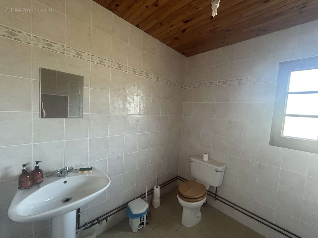 Maison Perigordine avec grange attenant sur 2.9 ha - photo 9