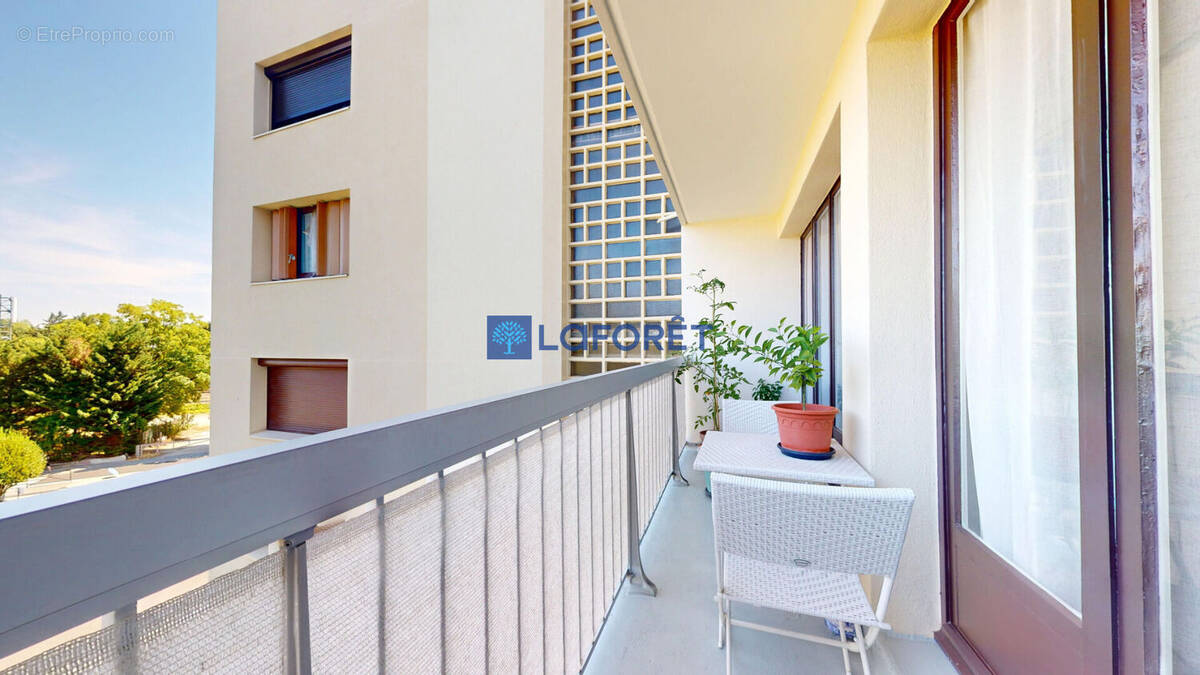 Appartement à ATHIS-MONS