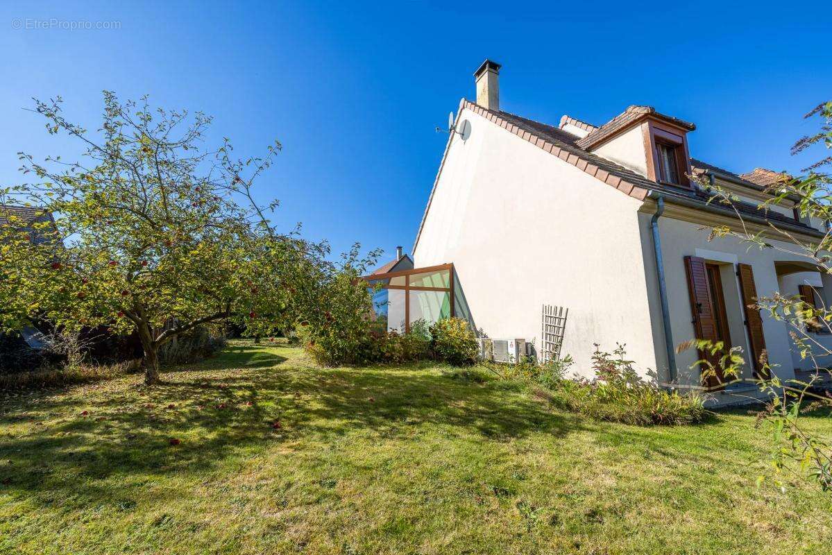 Maison à RAMBOUILLET