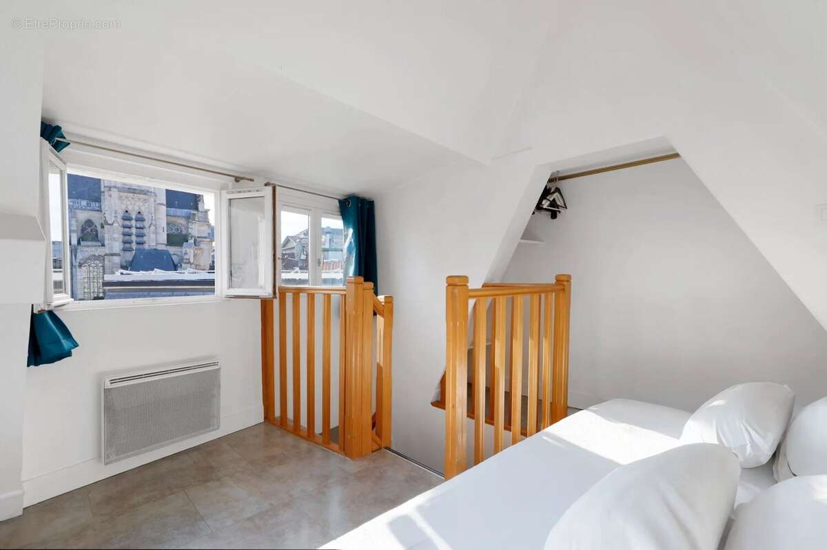 Appartement à PARIS-5E