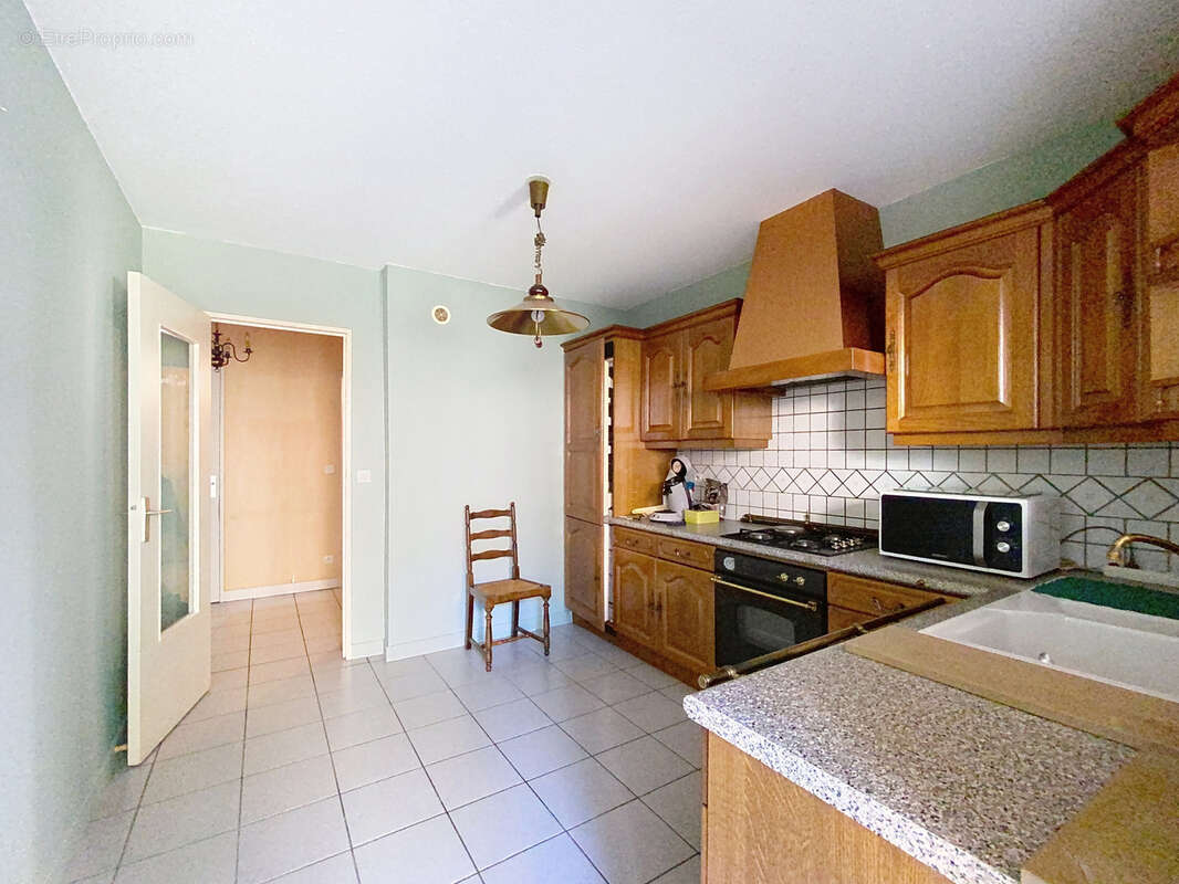 Appartement à LA FOUILLOUSE