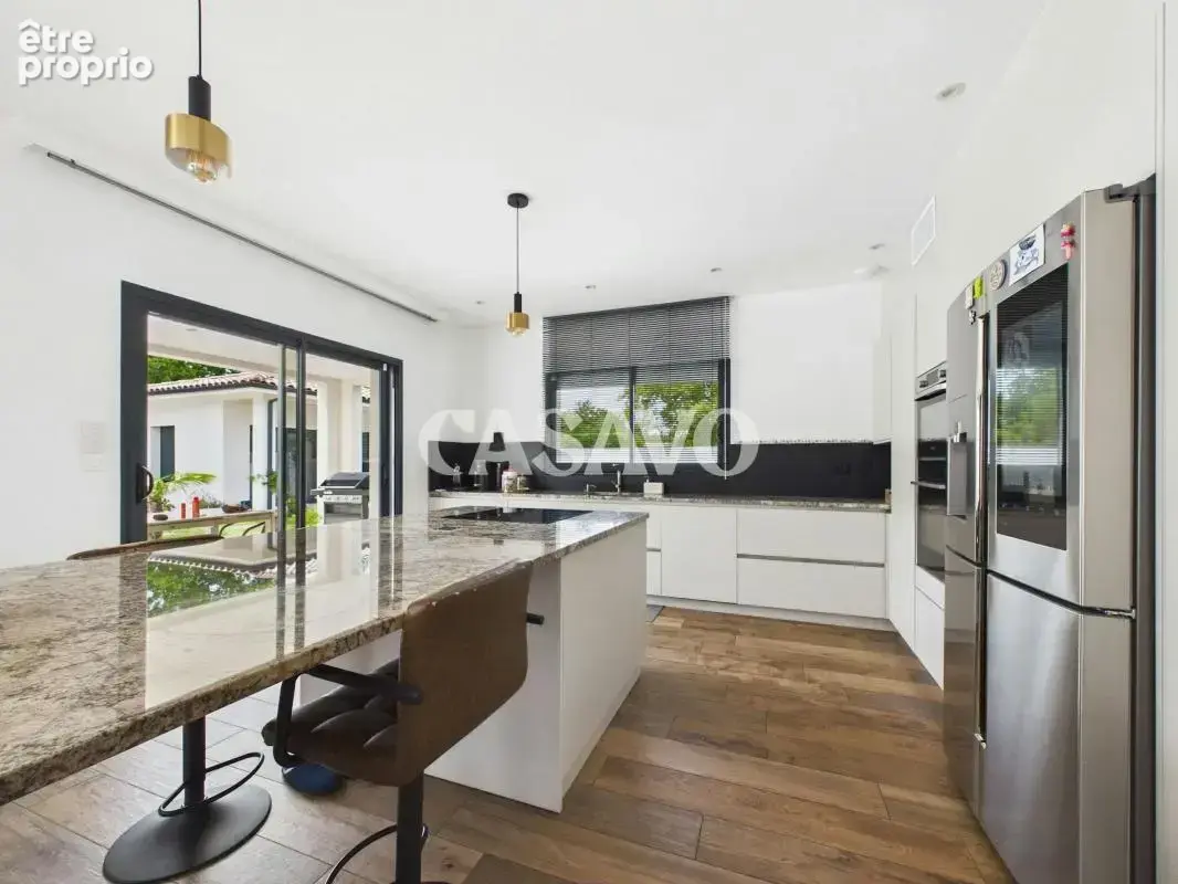 Vente Maison 11 pièces de 286m² - 33210 Coimères - photo 10