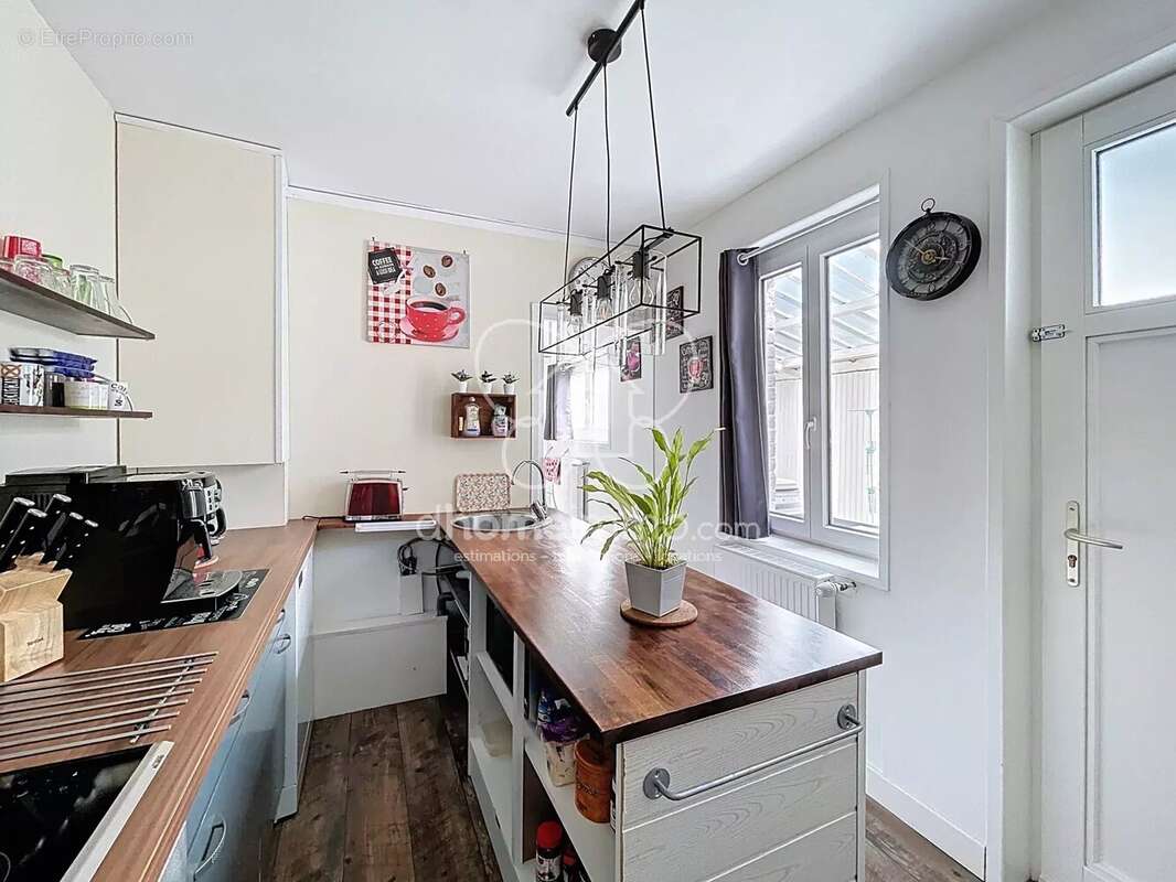 Maison à ROOST-WARENDIN