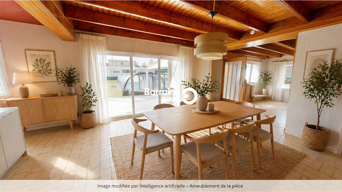 Maison à PLOUGUERNEAU