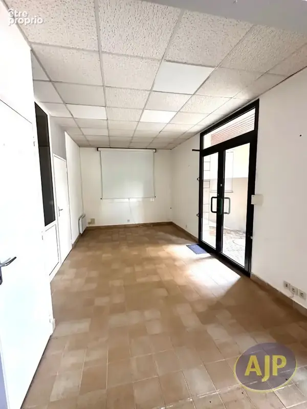 Local commercial Nantes 50 m2 - photo 4