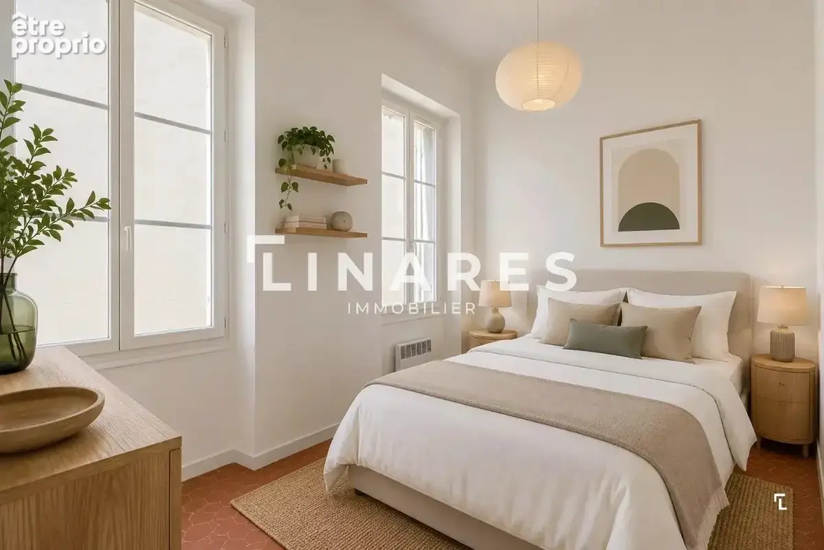 À DEUX PAS DU PORT - Appartement T3 de 52m2 - 13002 Hôtel-de-Ville - photo 5