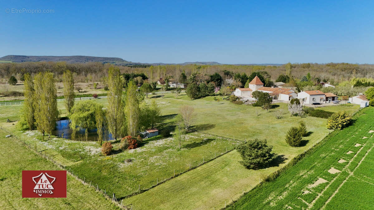 Maison à TREMONS