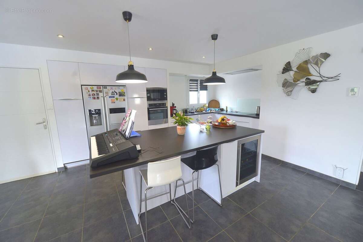 Maison à SAINT-GEORGES-DE-DIDONNE