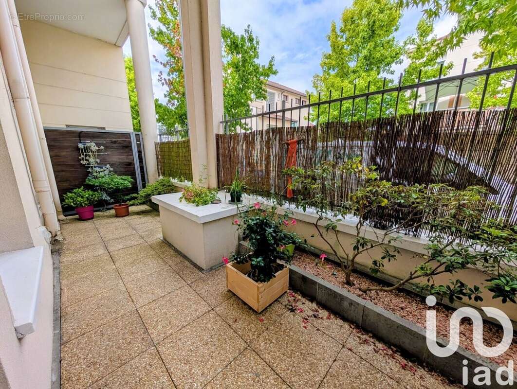 Photo 3 - Appartement à EZANVILLE