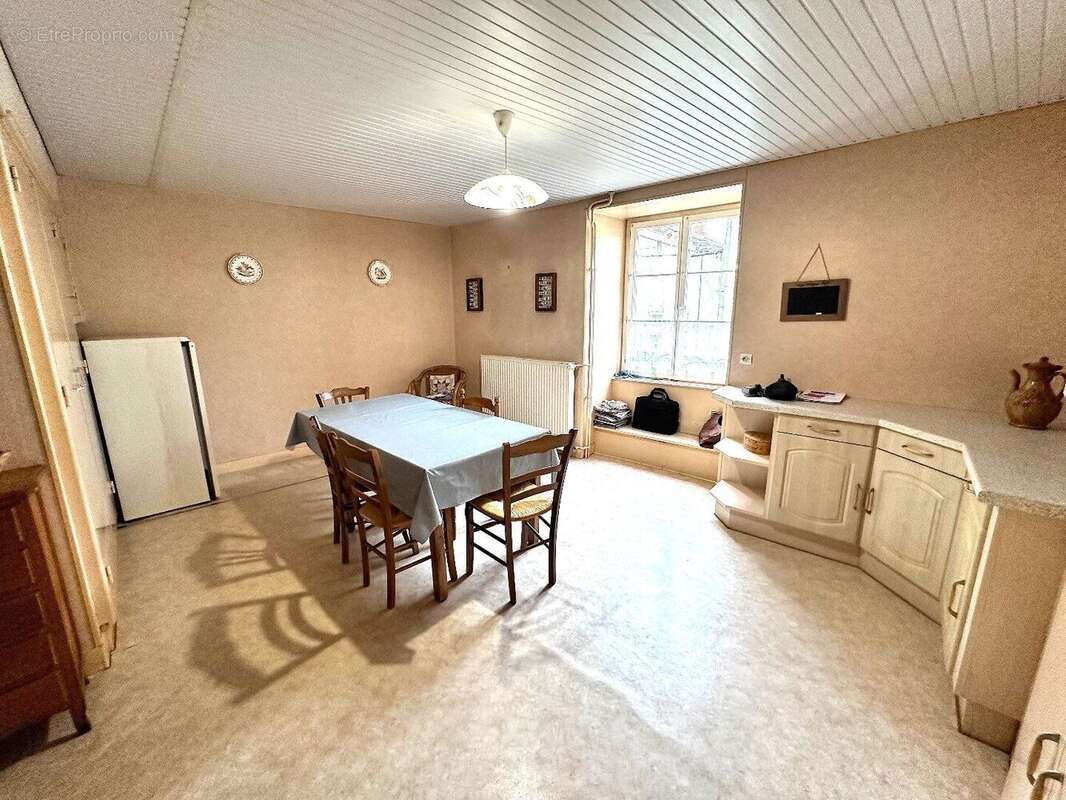 Maison à CHABANAIS