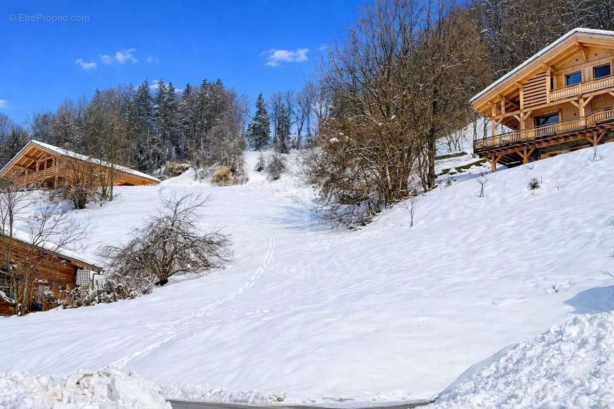 Terrain à LE GRAND-BORNAND