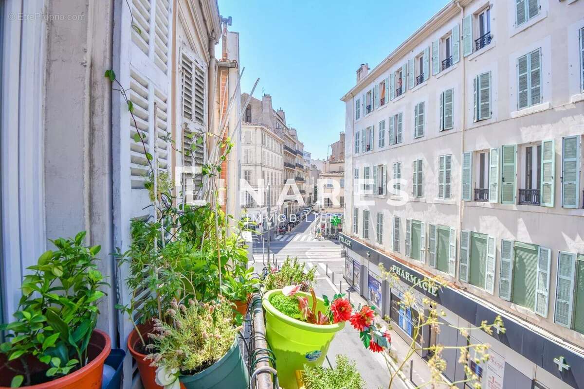 Appartement à MARSEILLE-6E