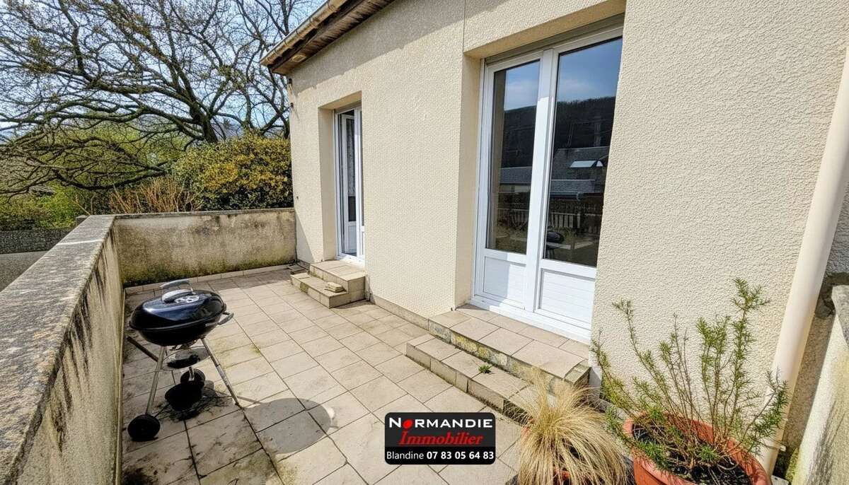 Maison à LILLEBONNE