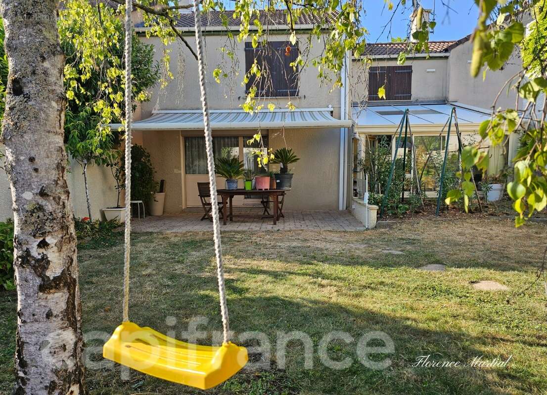 Maison à vendre 5 pièces-3 chambres avec jardin à QUETIGNY (21) - photo 7