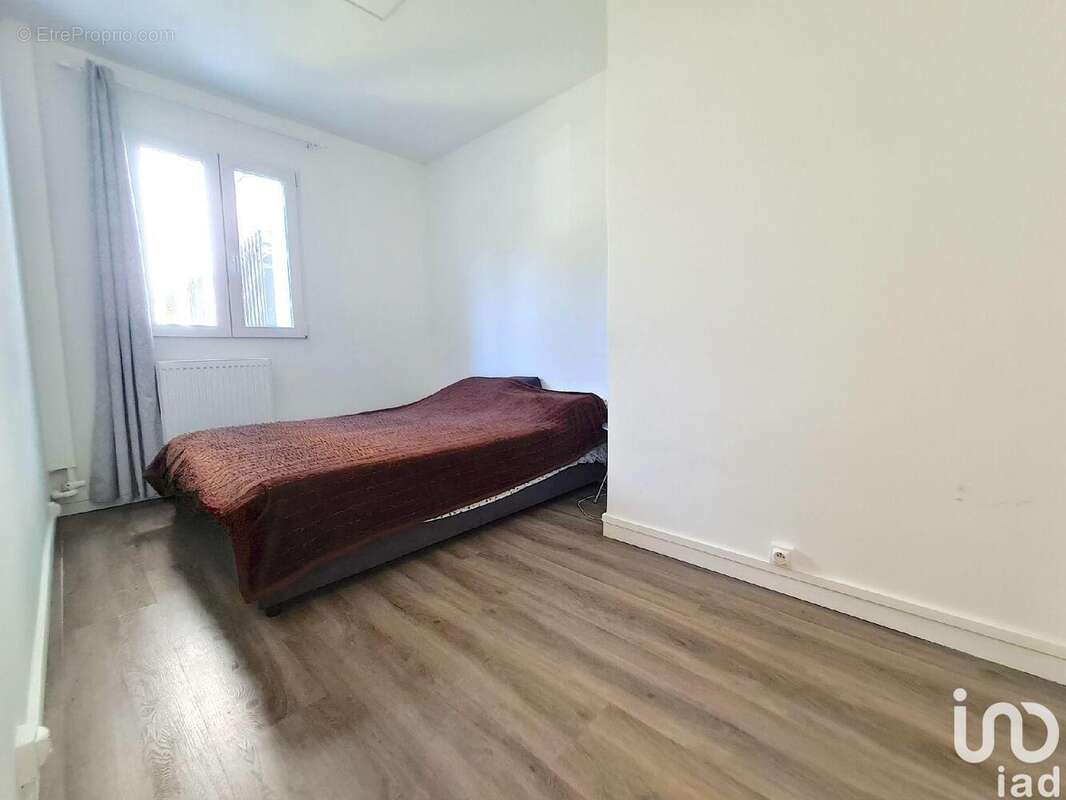 Photo 6 - Commerce à NOISY-LE-SEC