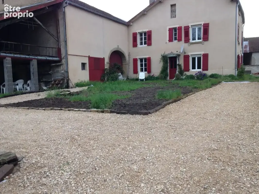 Maison à LUXEUIL-LES-BAINS