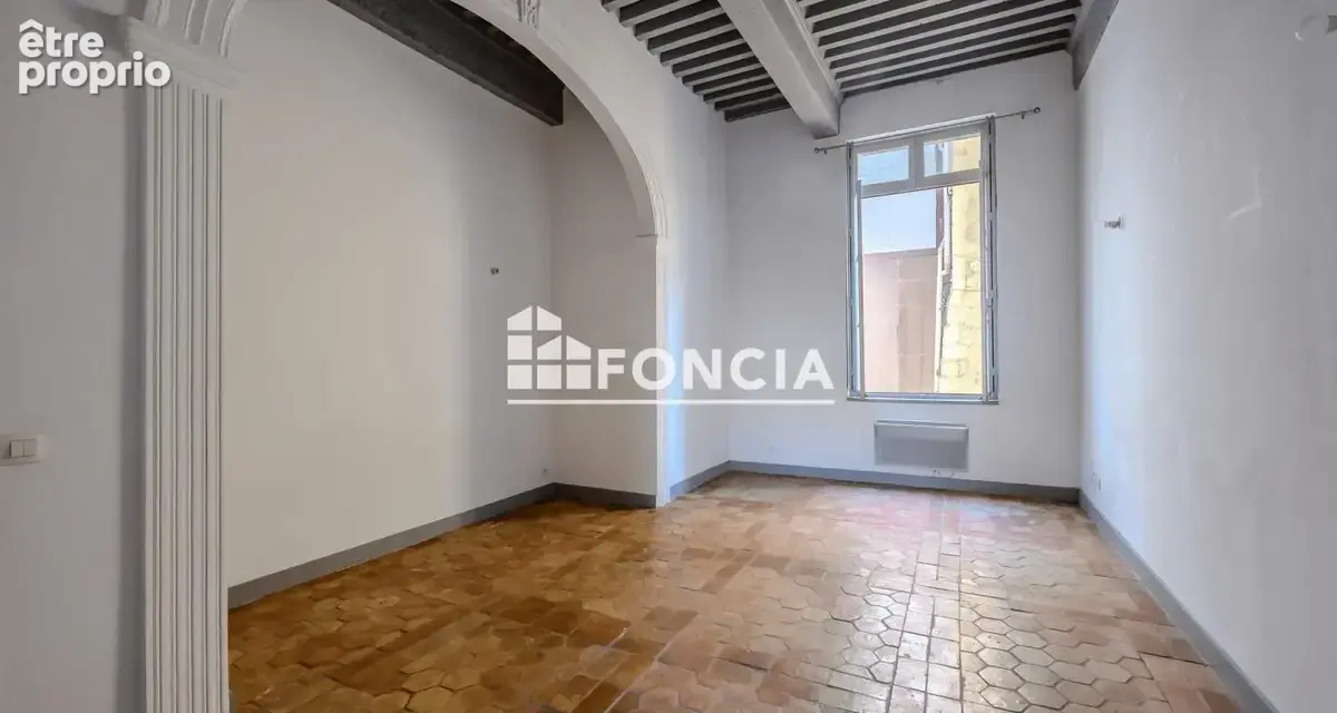 Exclusivité : T3 traversant de 71.38 m² dans un ancien hôtel particulier, Avignon Intra-Muros - photo 5