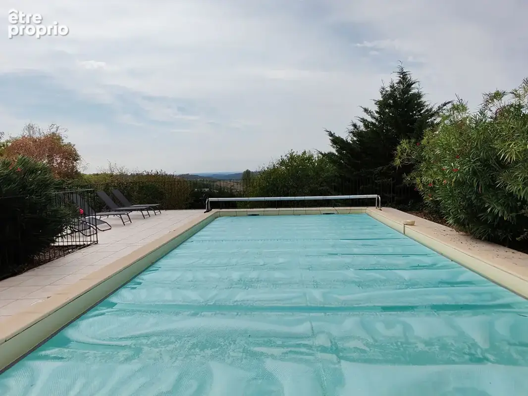 Maison d'exception à vendre à Durfort-Lacapelette - 7 pièces, 5 chambres, grand terrain - photo 3