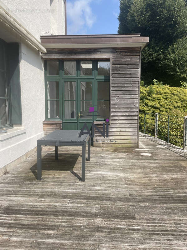 Maison à OUVILLE-LA-RIVIERE