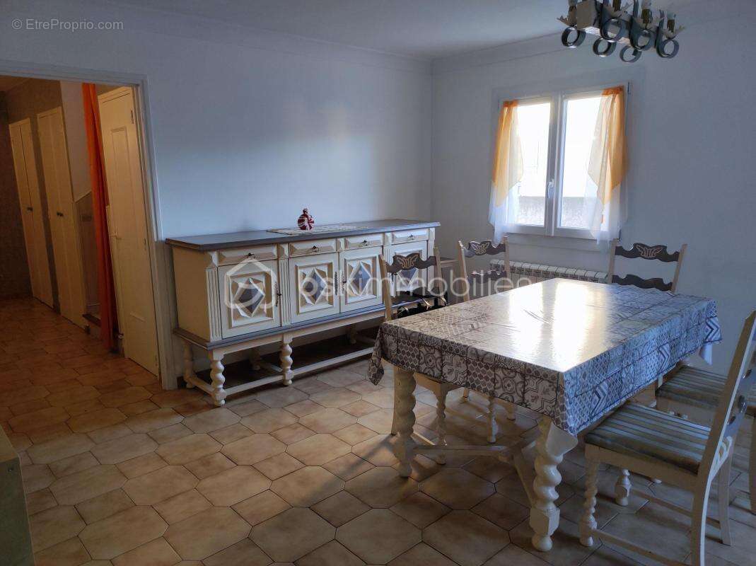 Balaruc le Vieux, villa de type 5 de 136 m² sur 920 m² de terrain - photo 5