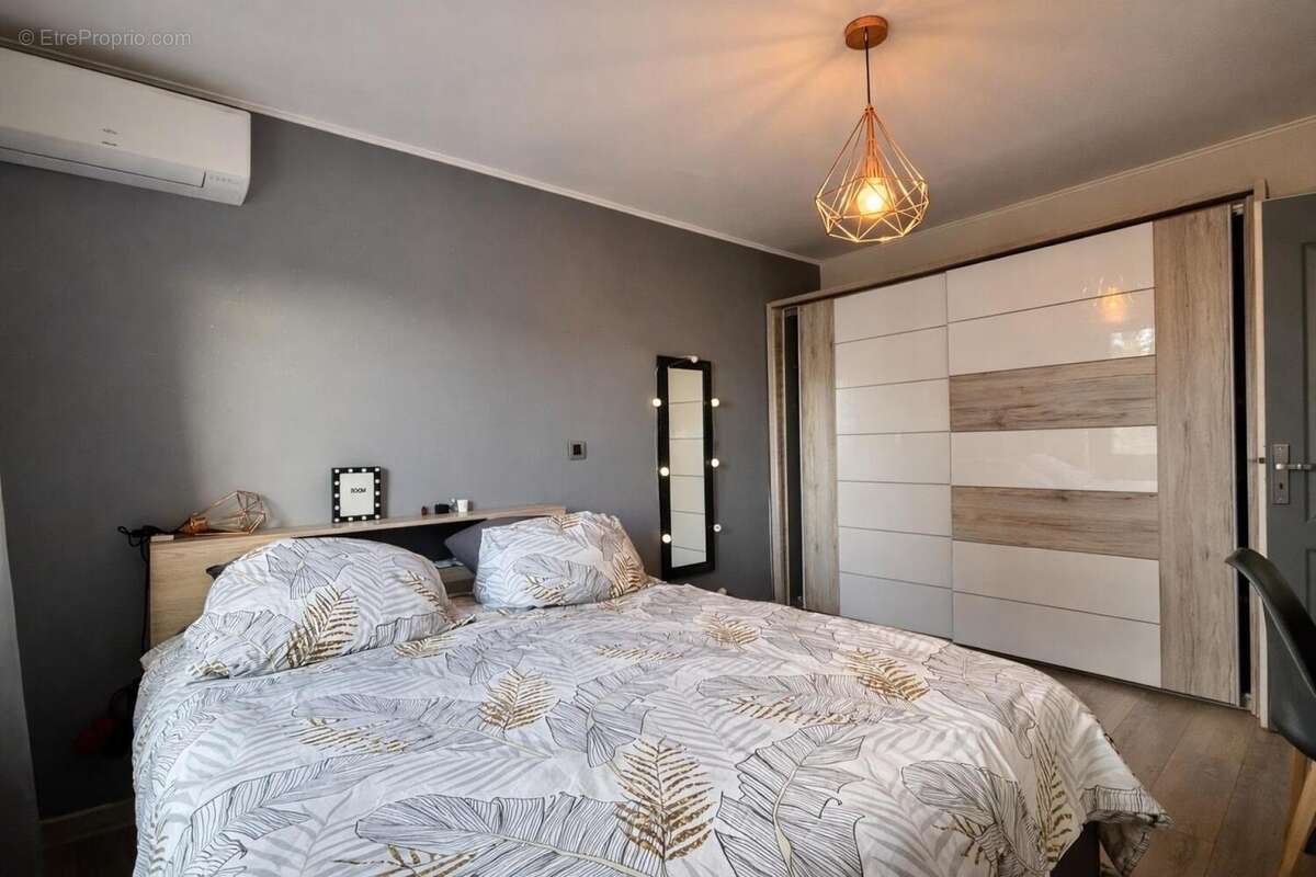 Photo 8 - Maison à LE MUY