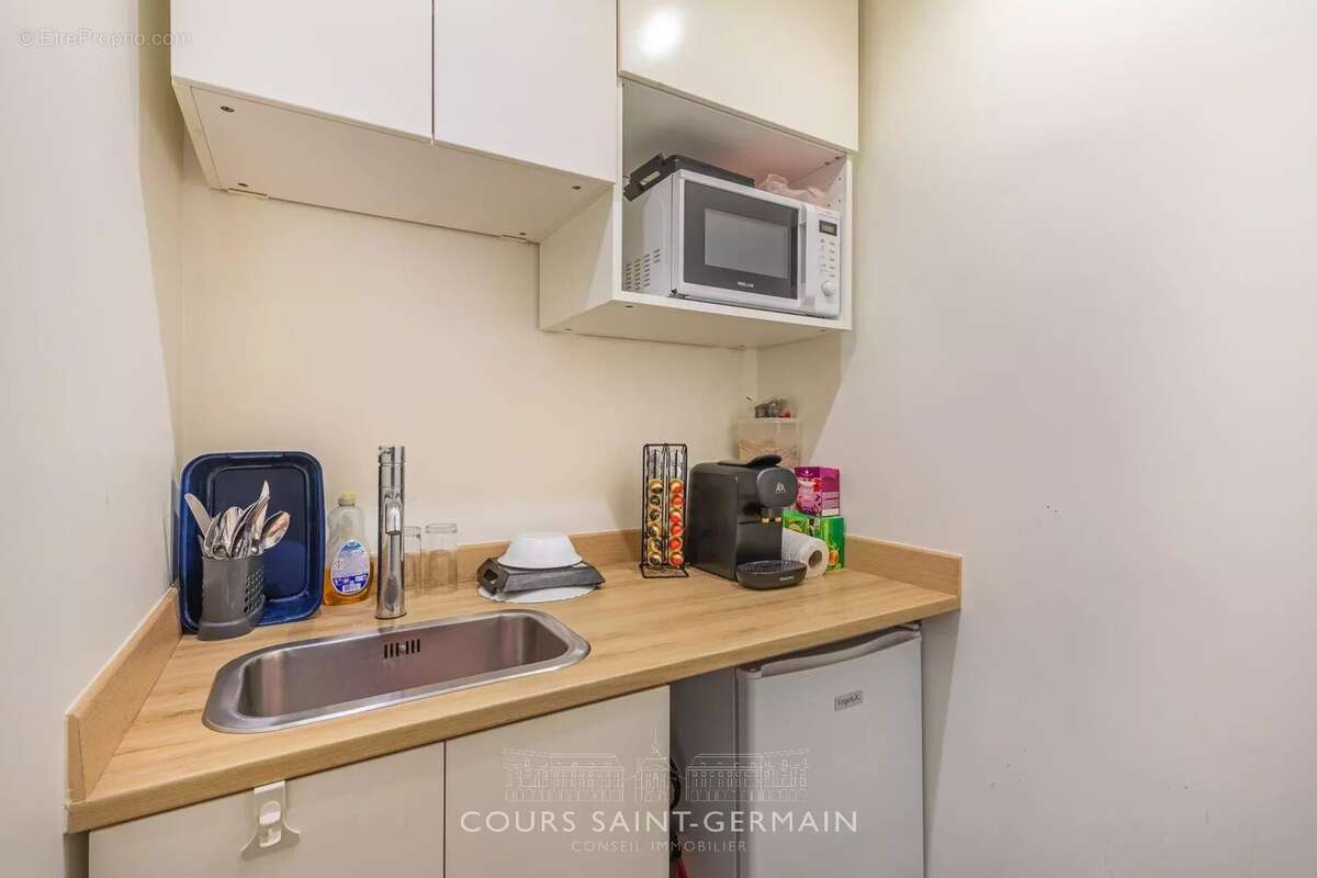 Commerce à PARIS-15E