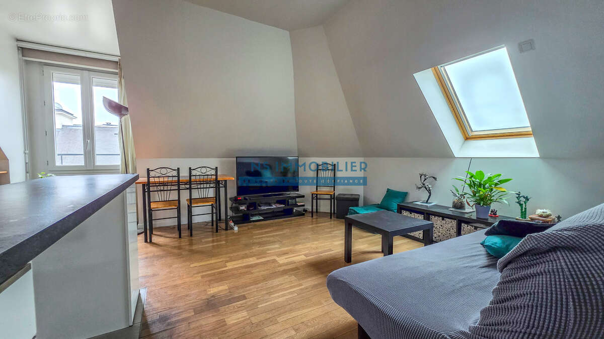 Appartement à HOUILLES