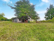 Terrain à SAINT-GERMAIN-SUR-AY