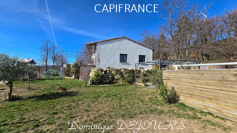 Ardèche - Magnifique Maison d'architecte de 184 m² habitable - Bel espace extérieur - Vue panoramique sur les montagnes ardèchoi - photo 60