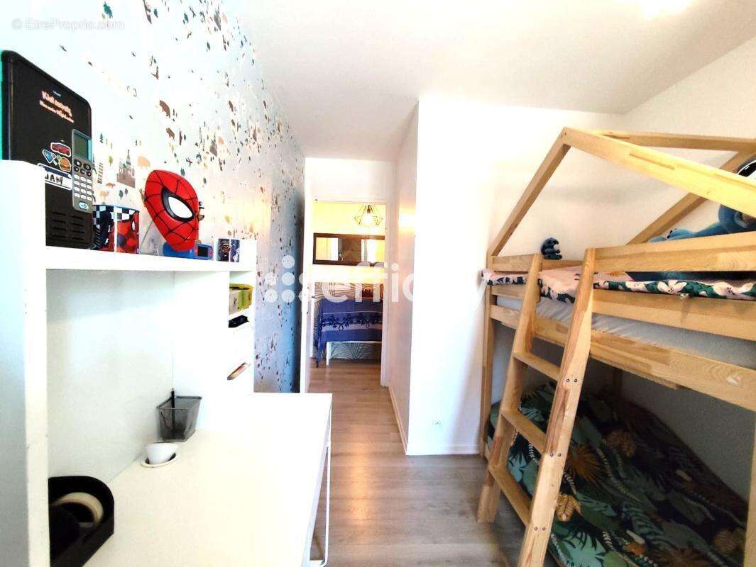 Appartement à SAINT-CYR-L'ECOLE