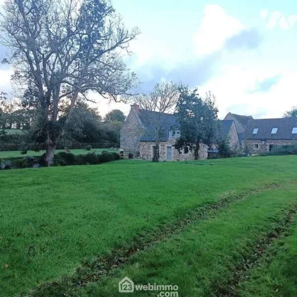 Maison à PLOUGRESCANT