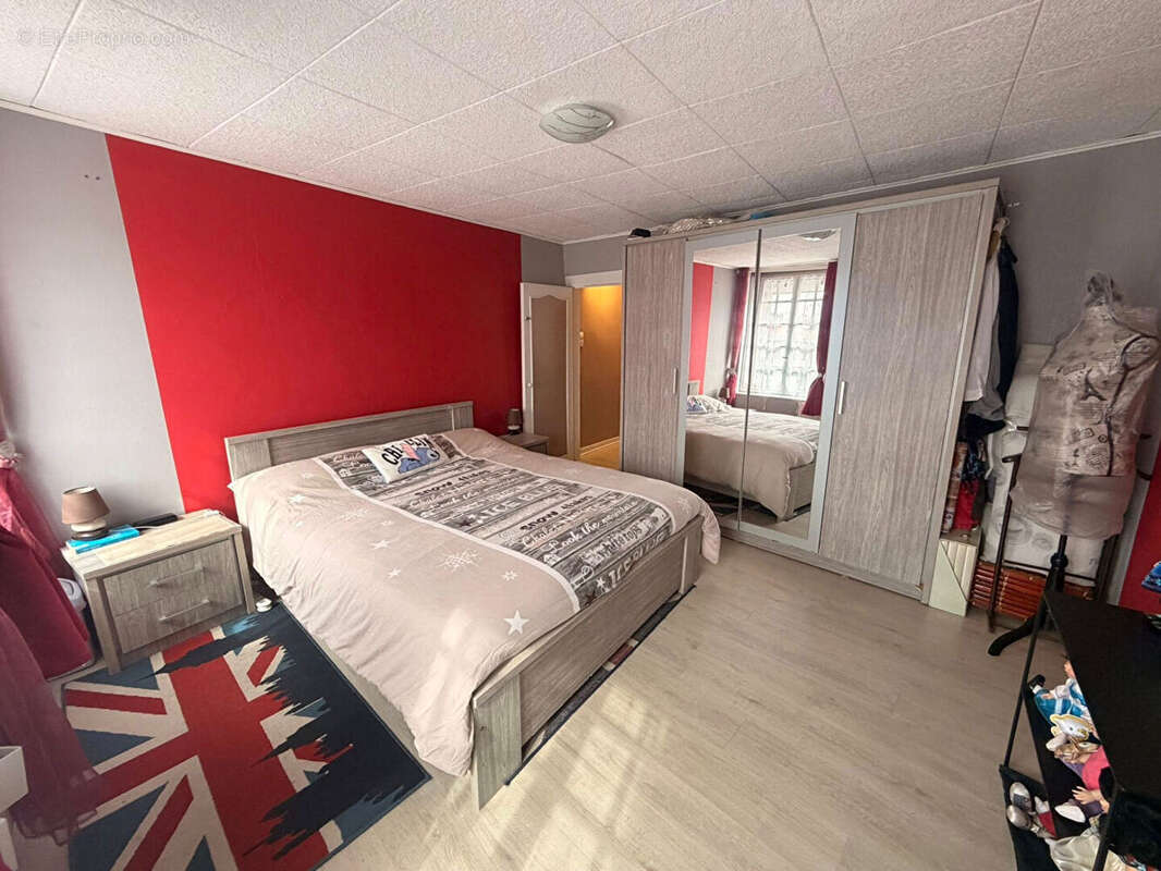 Maison à RAISMES