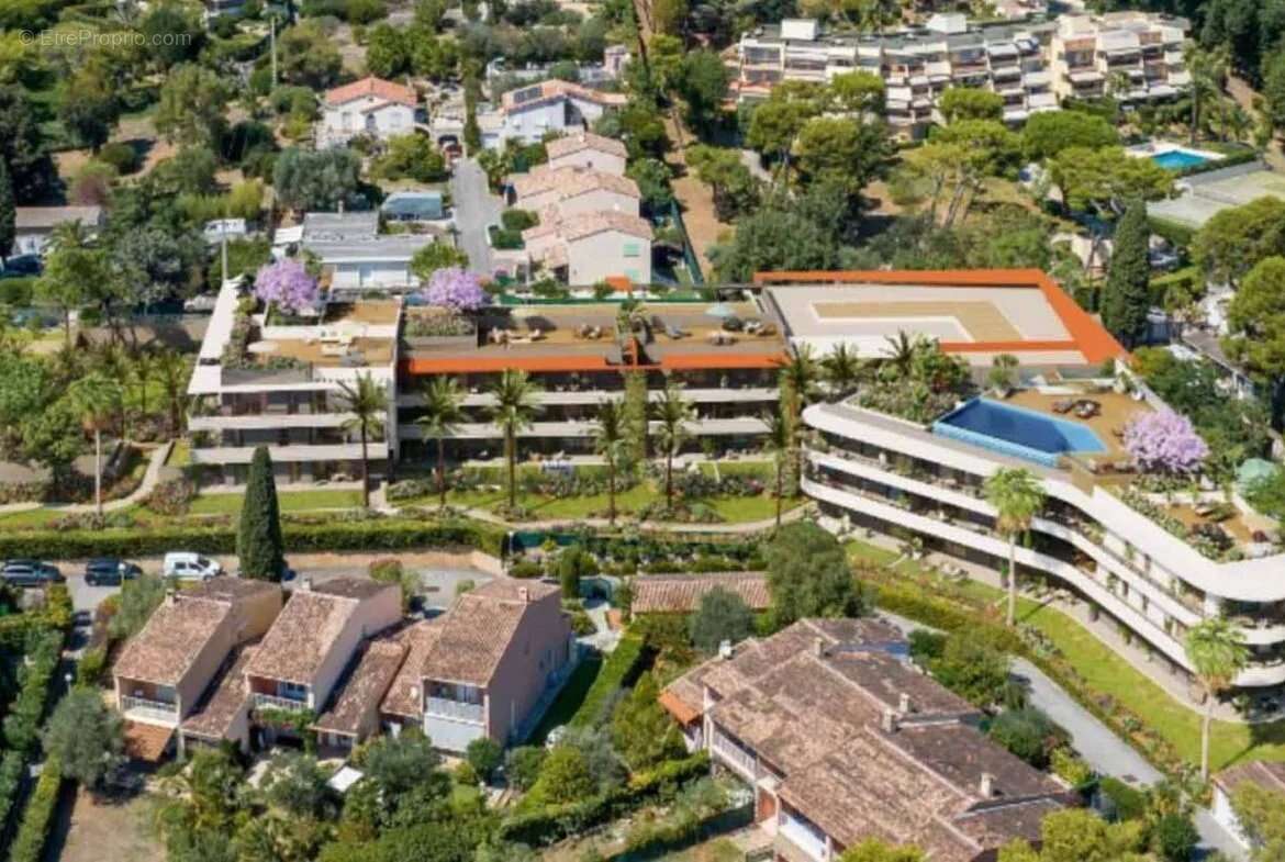 Appartement à VILLENEUVE-LOUBET