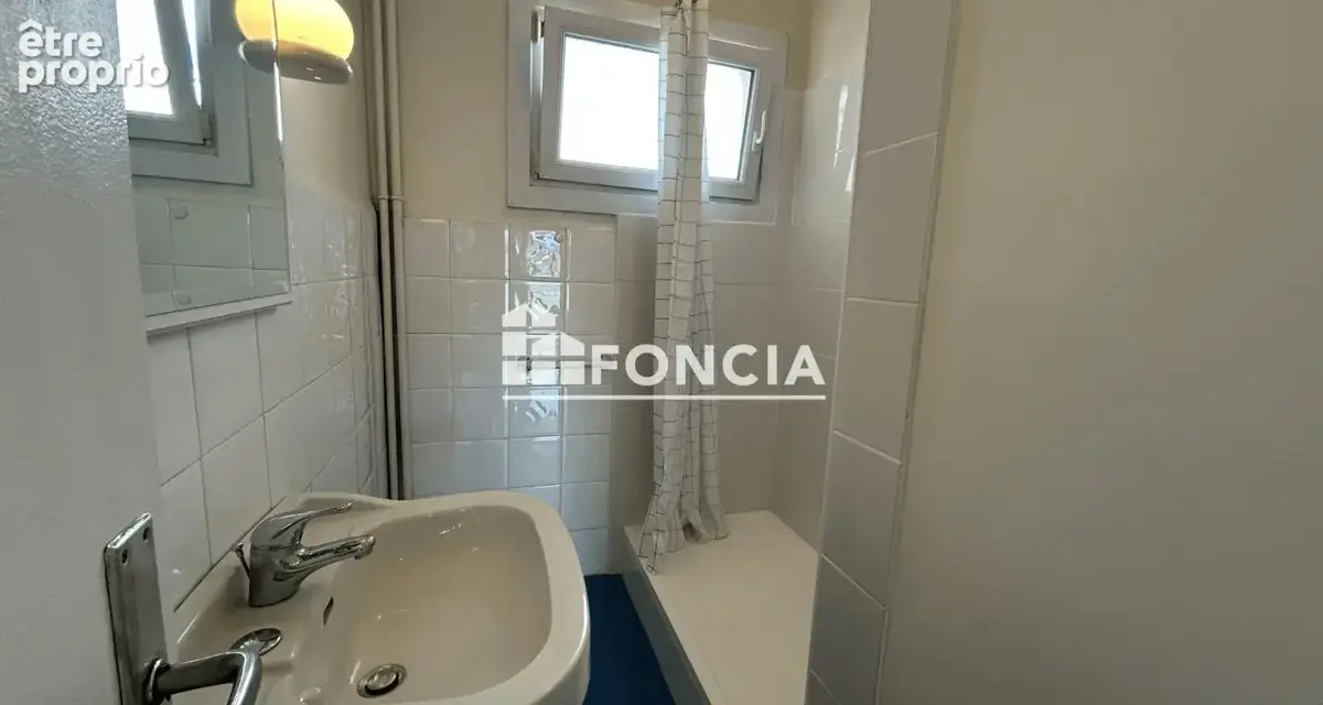VENDU ***EXCLUSIVITE FONCIA*** Chavanelle, F2 avec terrasse, vue dominante - photo 3