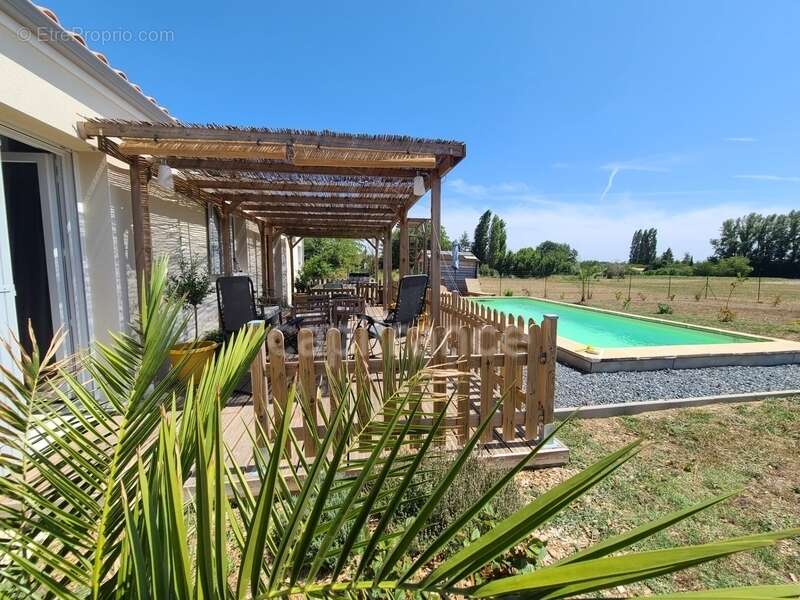 Maison de 2024 terrain clos avec piscine et garage plain pied - photo 2