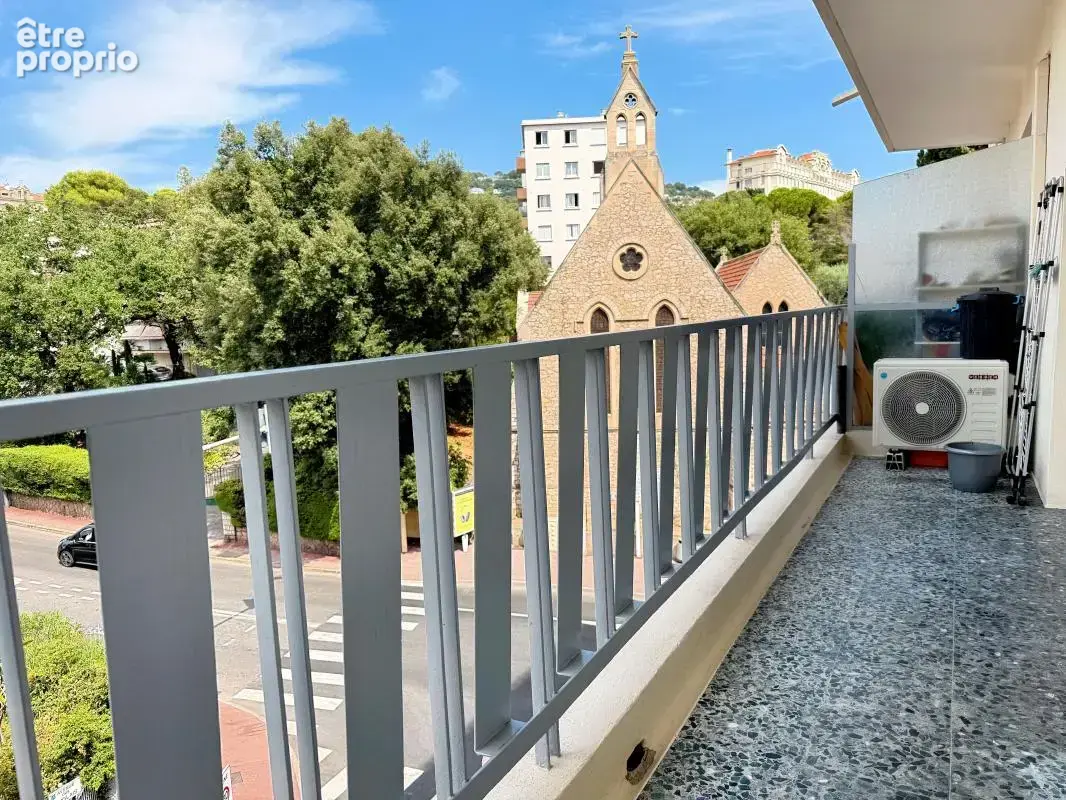  Cannes Les Anglais — 2 pièces 47 m² rénové, terrasse - photo 3