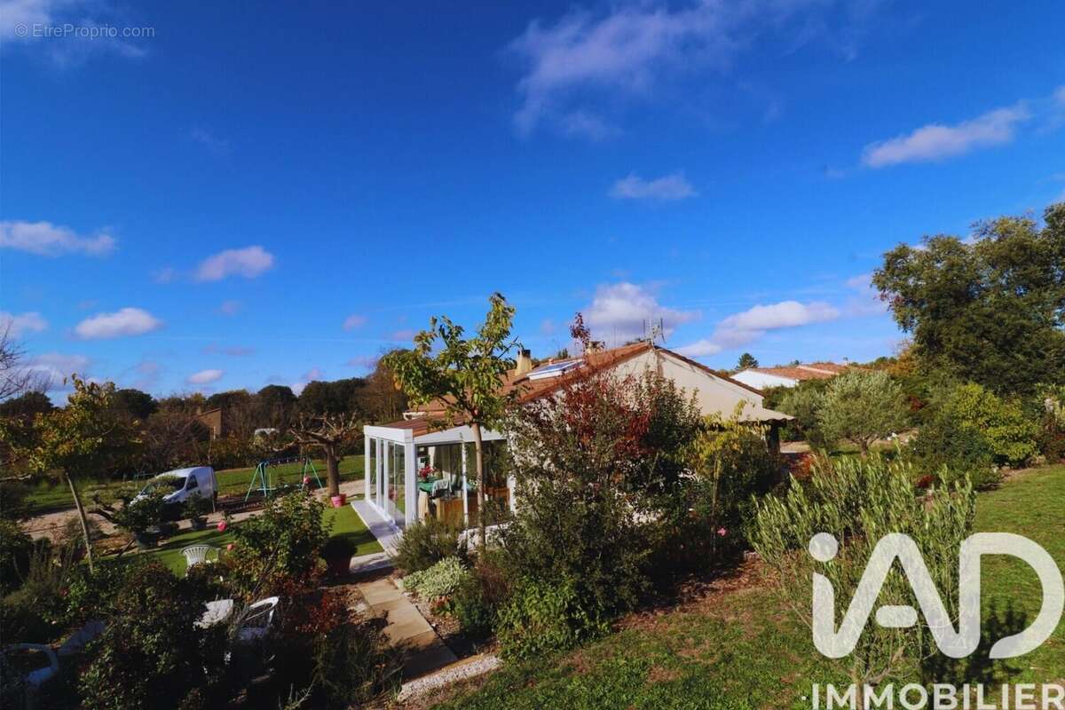 Photo 2 - Maison à LA VERDIERE