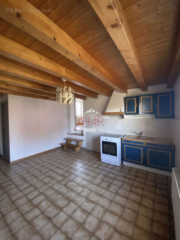 Appartement t2 53 m2 dans maison - 74240 gaillard - photo 3