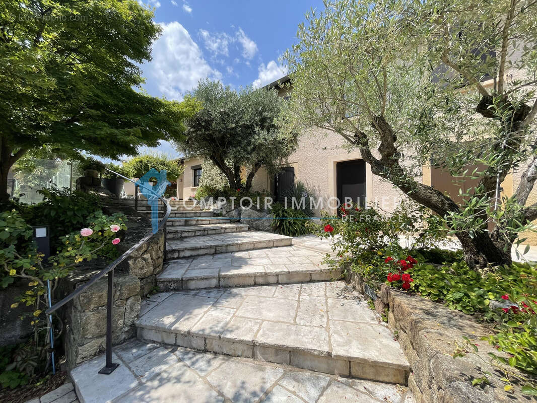 Dpt Ardèche (07) - à Vendre À Roiffieux - Villa d'exception avec piscine - photo 24
