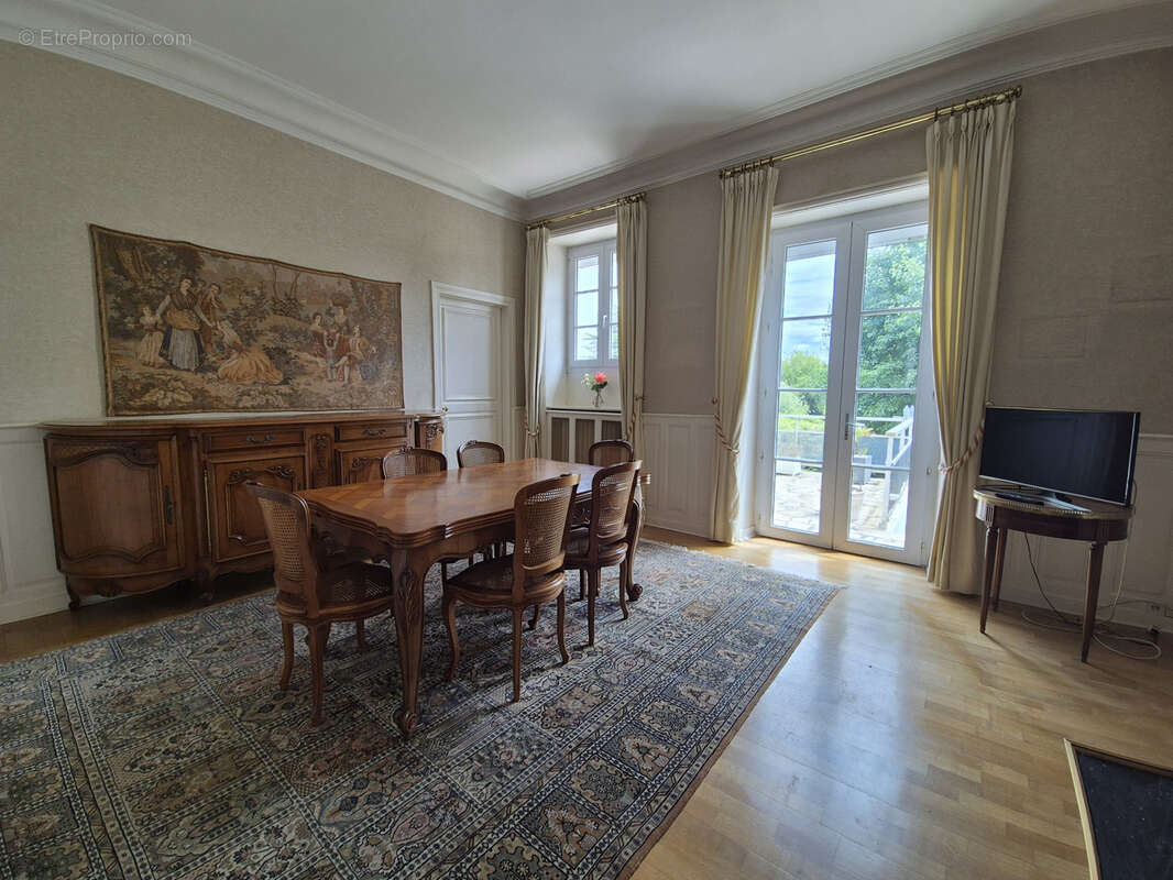 Maison à SABLE-SUR-SARTHE