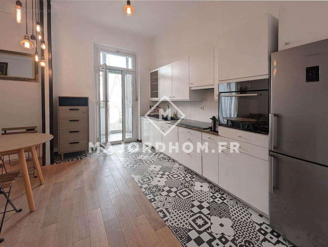 Appartement à MARSEILLE-7E