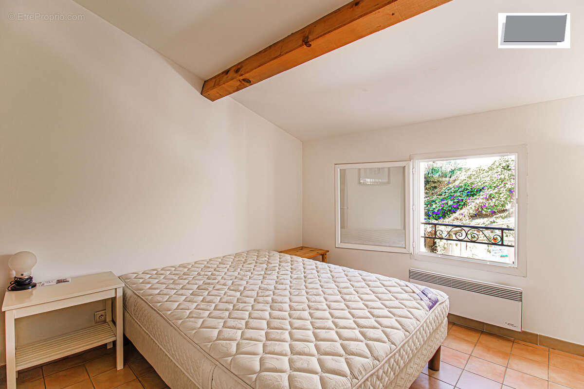 Maison à SIX-FOURS-LES-PLAGES