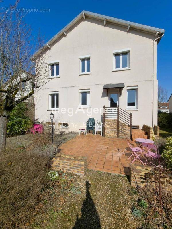 Maison à CHARTRES