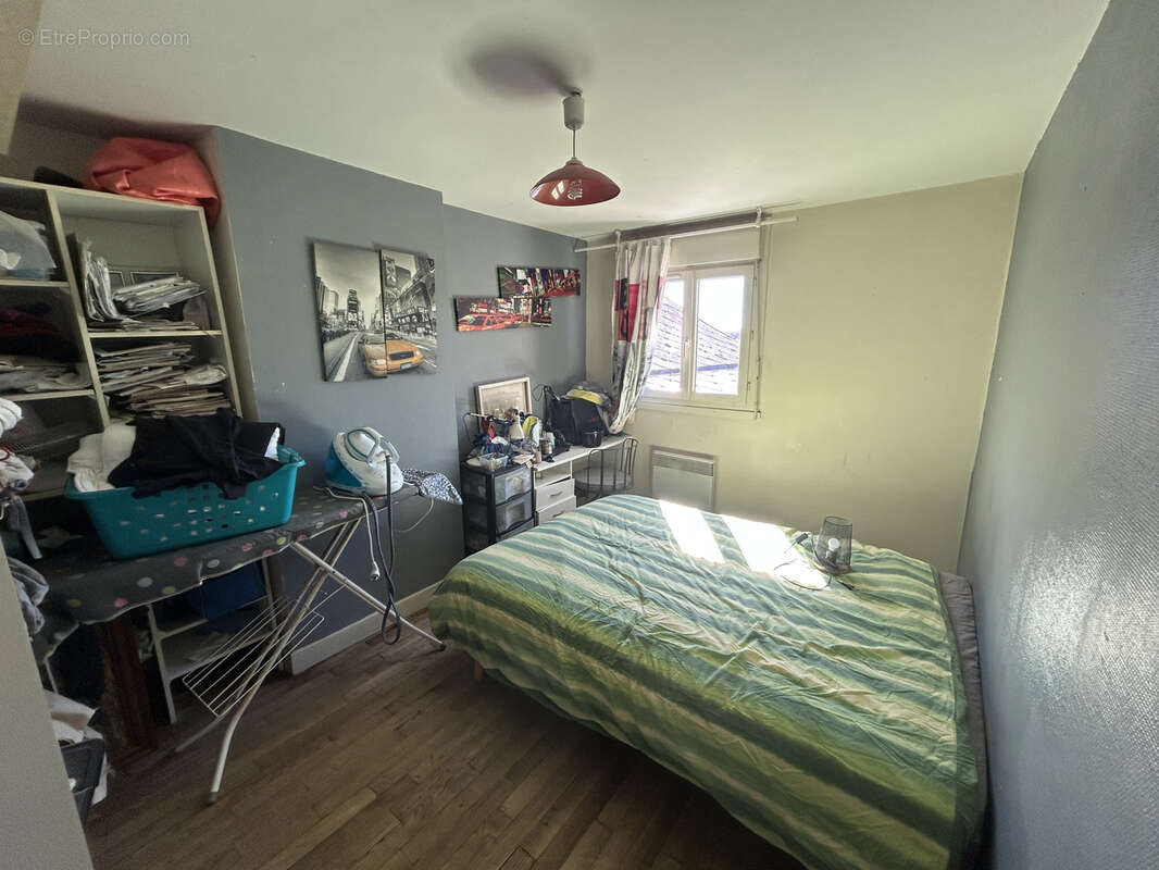 Autre à ESPARTIGNAC