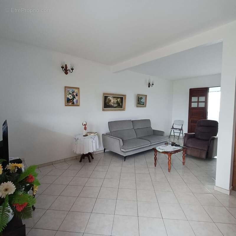 Photo 3 - Maison à FORT-DE-FRANCE
