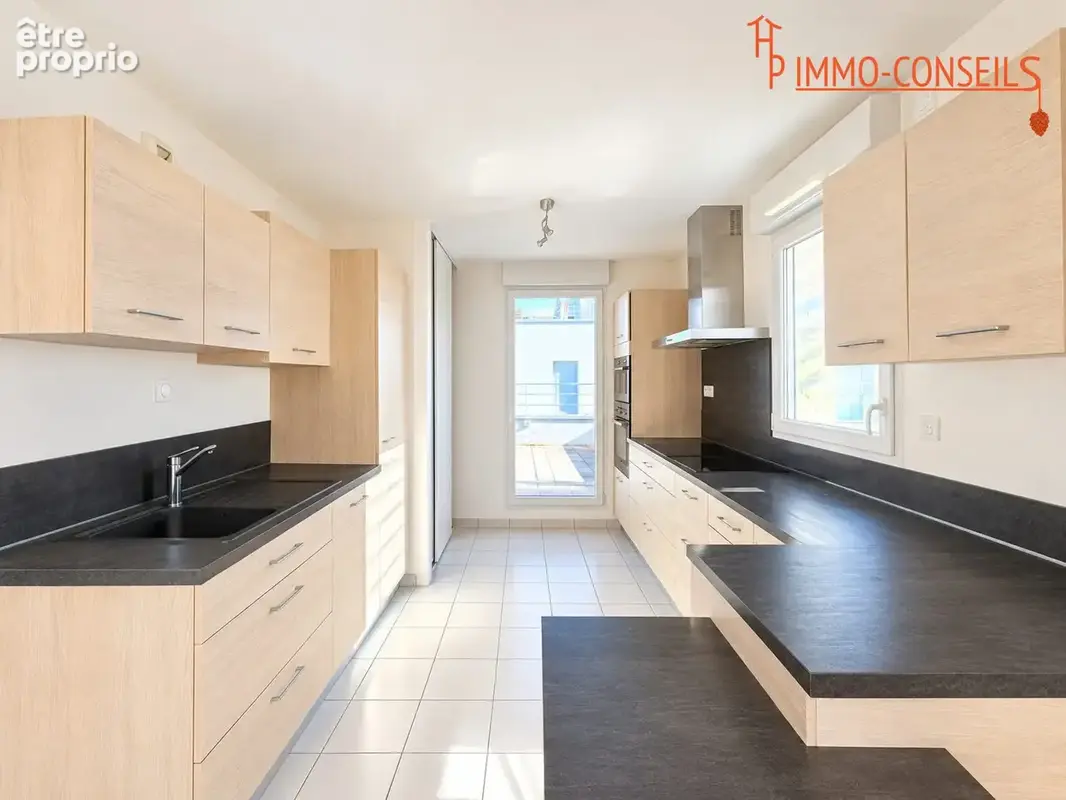 Appartement 4 pièces 103 m² à vendre à Carquefou (44470) - photo 4
